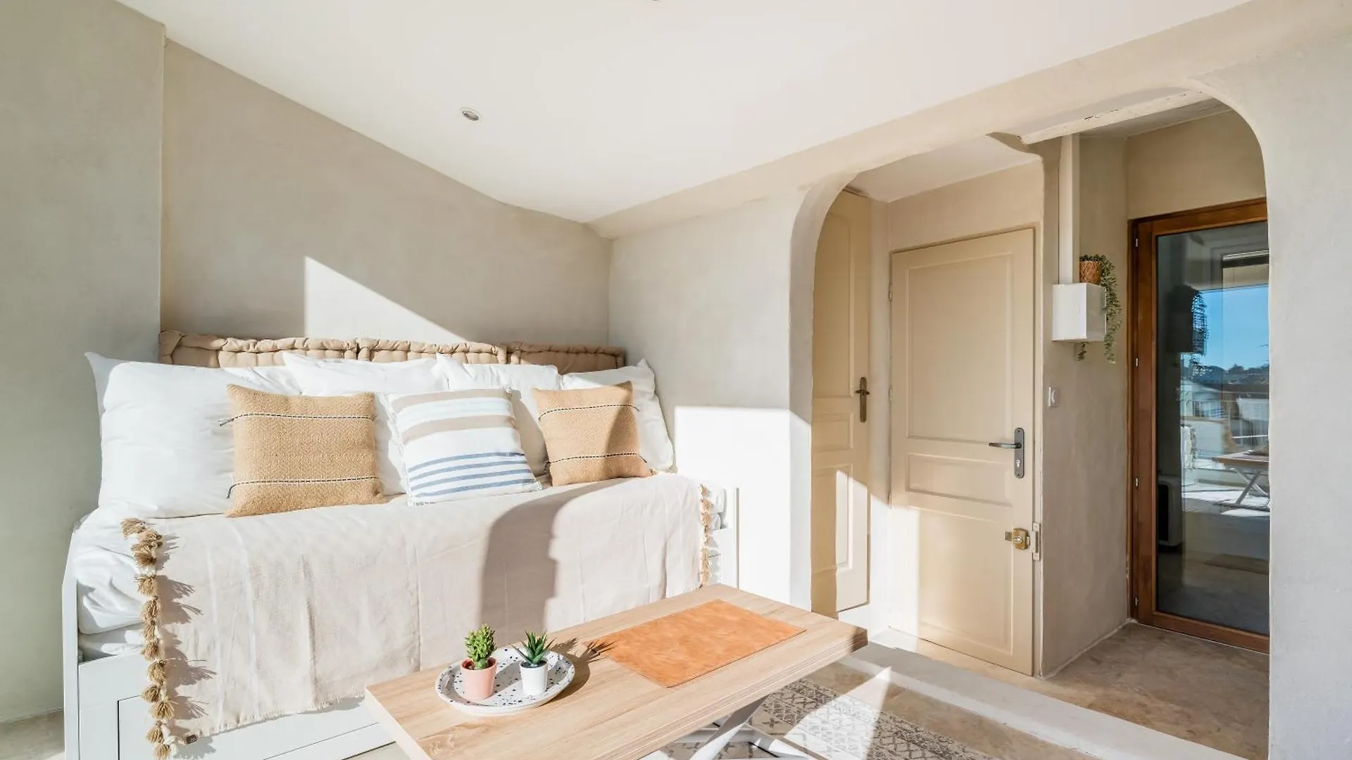 Appartement Les Fincas Du Port - Studios En Ville Avec Vue La Ciotat Frankrijk