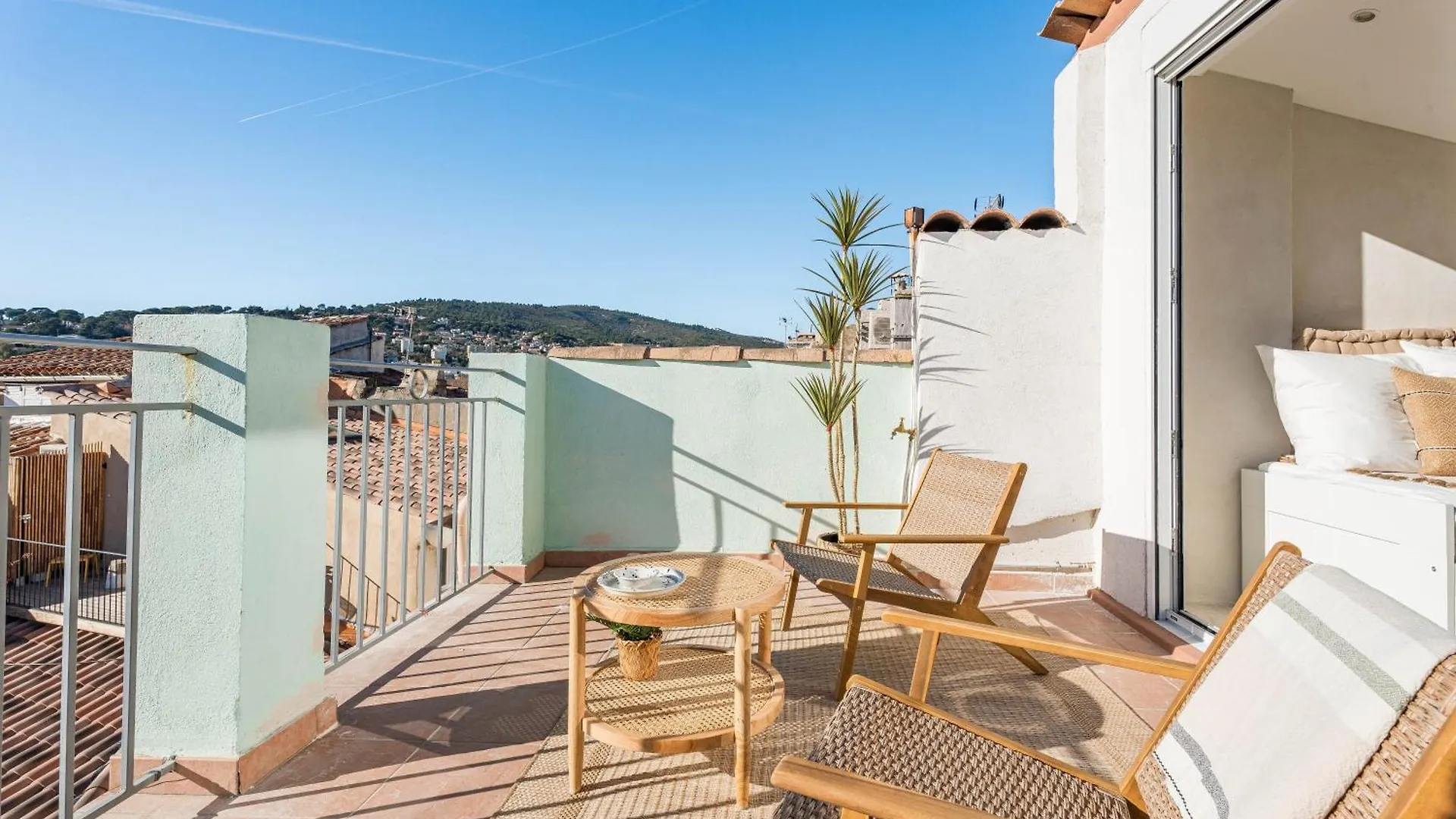 Apartment Les Fincas Du Port - Studios En Ville Avec Vue La Ciotat