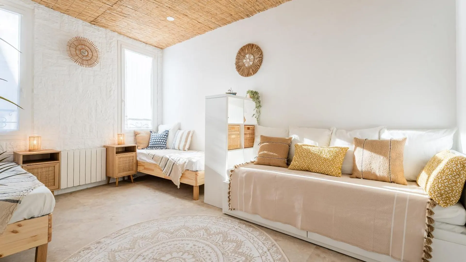 Les Fincas Du Port - Studios En Ville Avec Vue La Ciotat Apartment