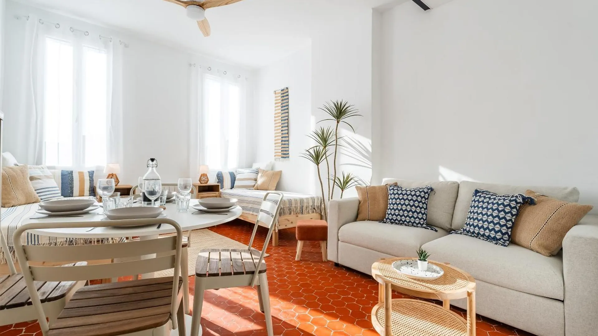 Apartment Les Fincas Du Port - Studios En Ville Avec Vue La Ciotat France
